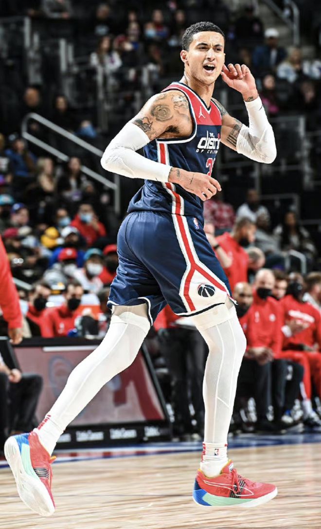 包含风云突变！萨克拉门托国王冲刺阶段造点机会，欧联版图或变，底气十足，训练强度明显提升的词条