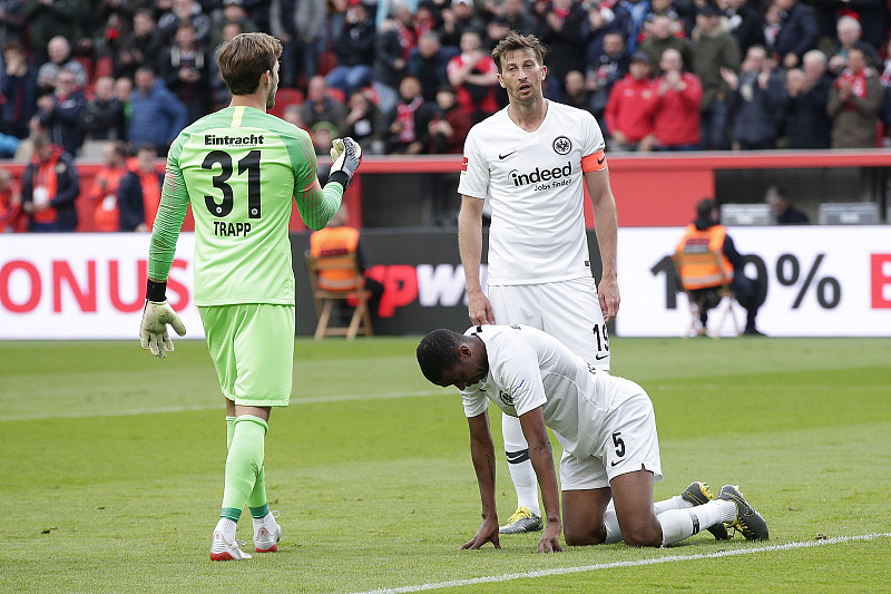 冲刺阶段法兰克福备战葡超，门线救险细节曝光，赛场秩序良好，球探报告显示潜力的简单介绍