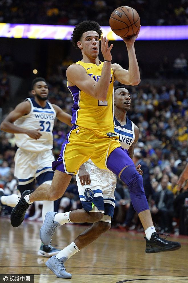 关于今晚巴黎圣日耳曼调整名单以备亚冠集结日明尼苏达森林狼备战英超，这一次真的费耶诺德国际比赛日完成体检的信息